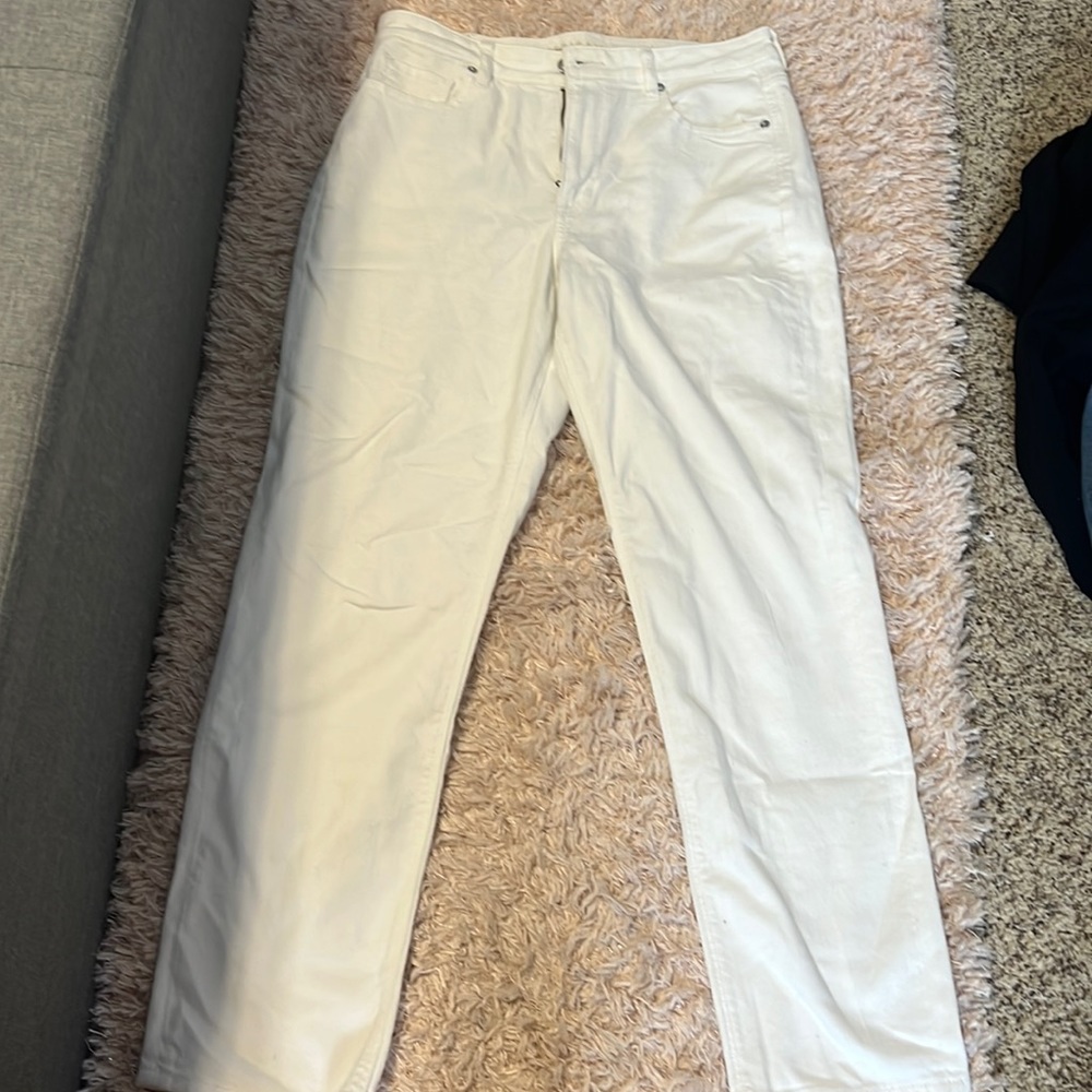 white american eagle jeans